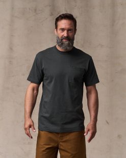 Outfitter Pocket T-shirt - Faded Black